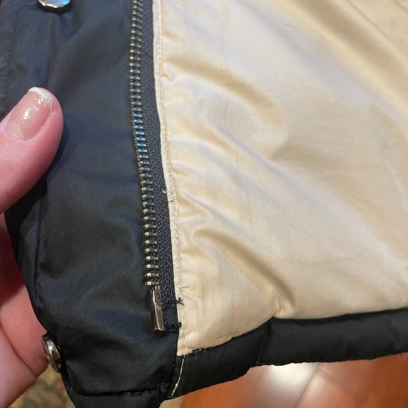 Small Talbots Women’s puffer vest - Picture 13 of 13